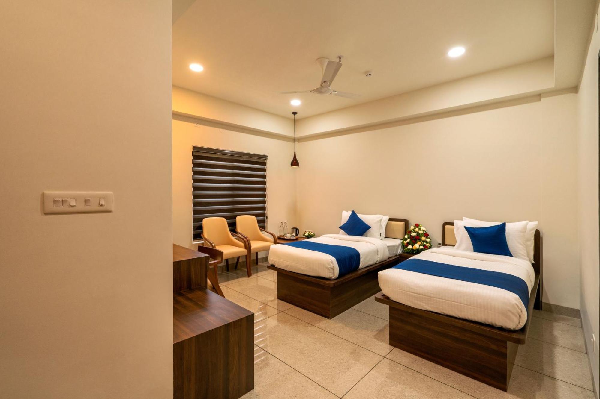 Kumbanad Heritage Hotel Vennikulam Kültér fotó