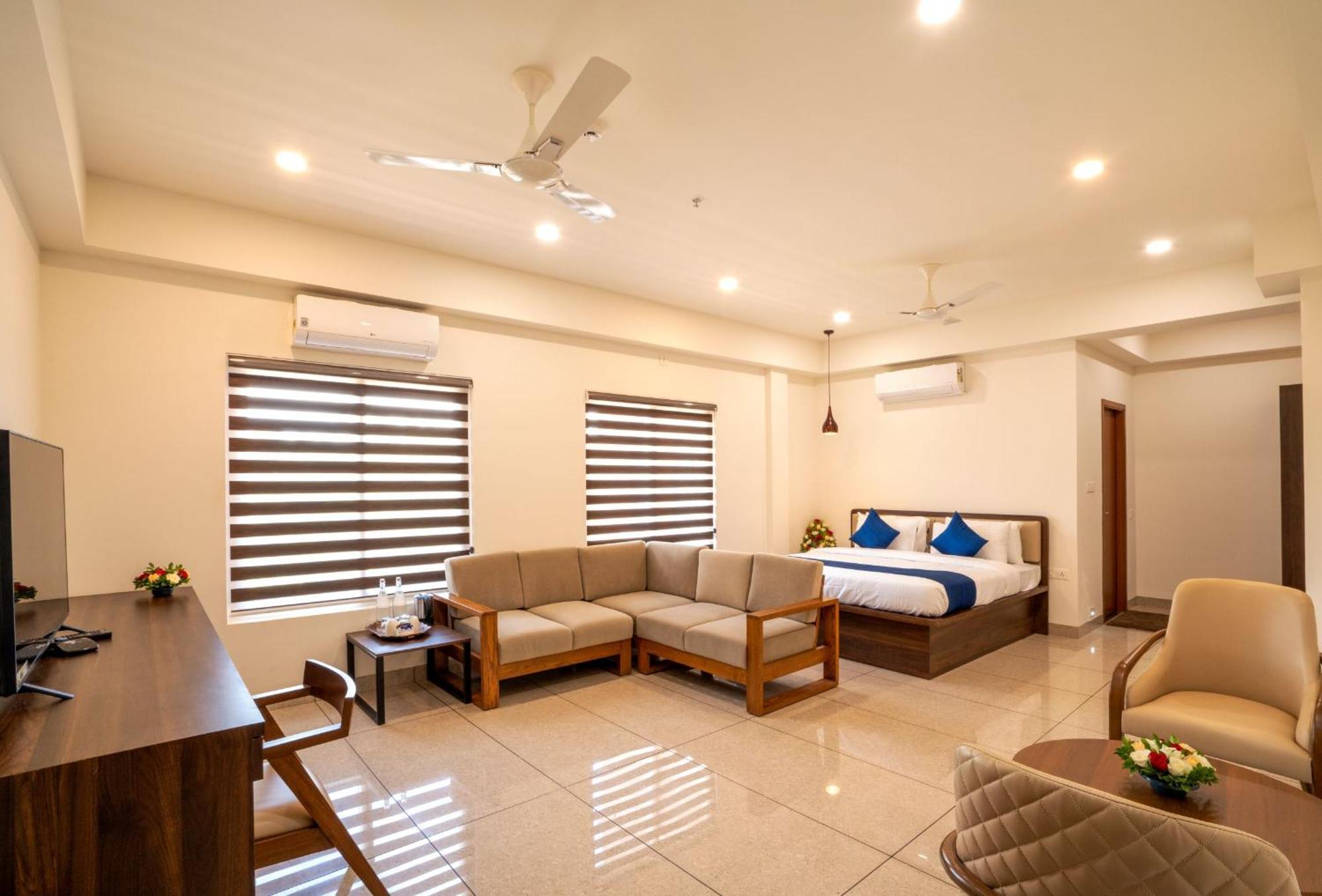 Kumbanad Heritage Hotel Vennikulam Kültér fotó